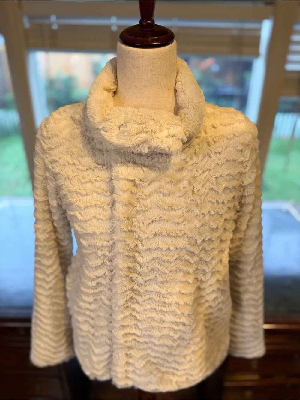 Patagonia Cream Textured Fleece Teddy Jacket Cozy Gorpcore | Size XS